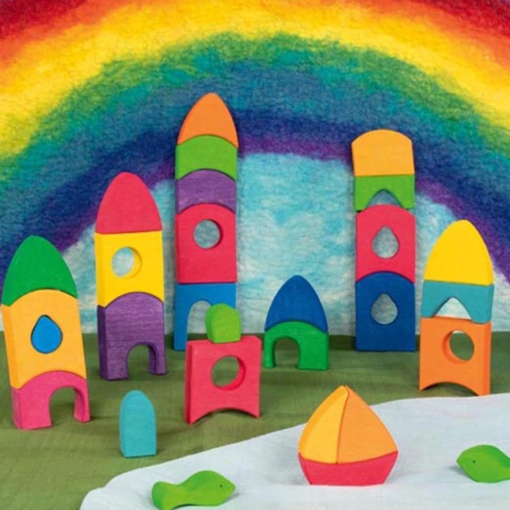 Bausteine Morgana von goki evolution in Regenbogenfarben in der Übersicht