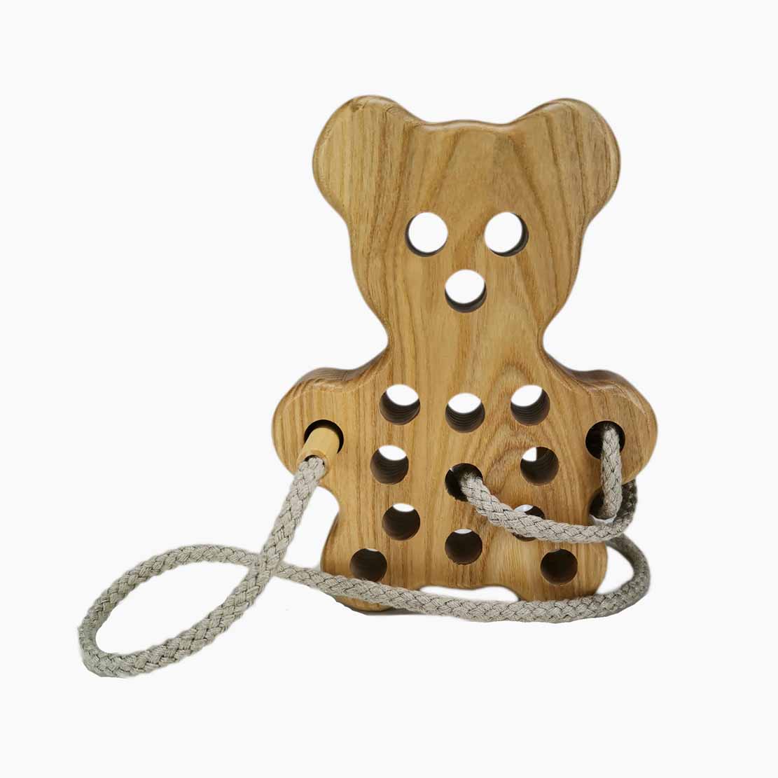 Fädelspiel Bär – massives Holz, saubere Kanten, klare Lochfelder