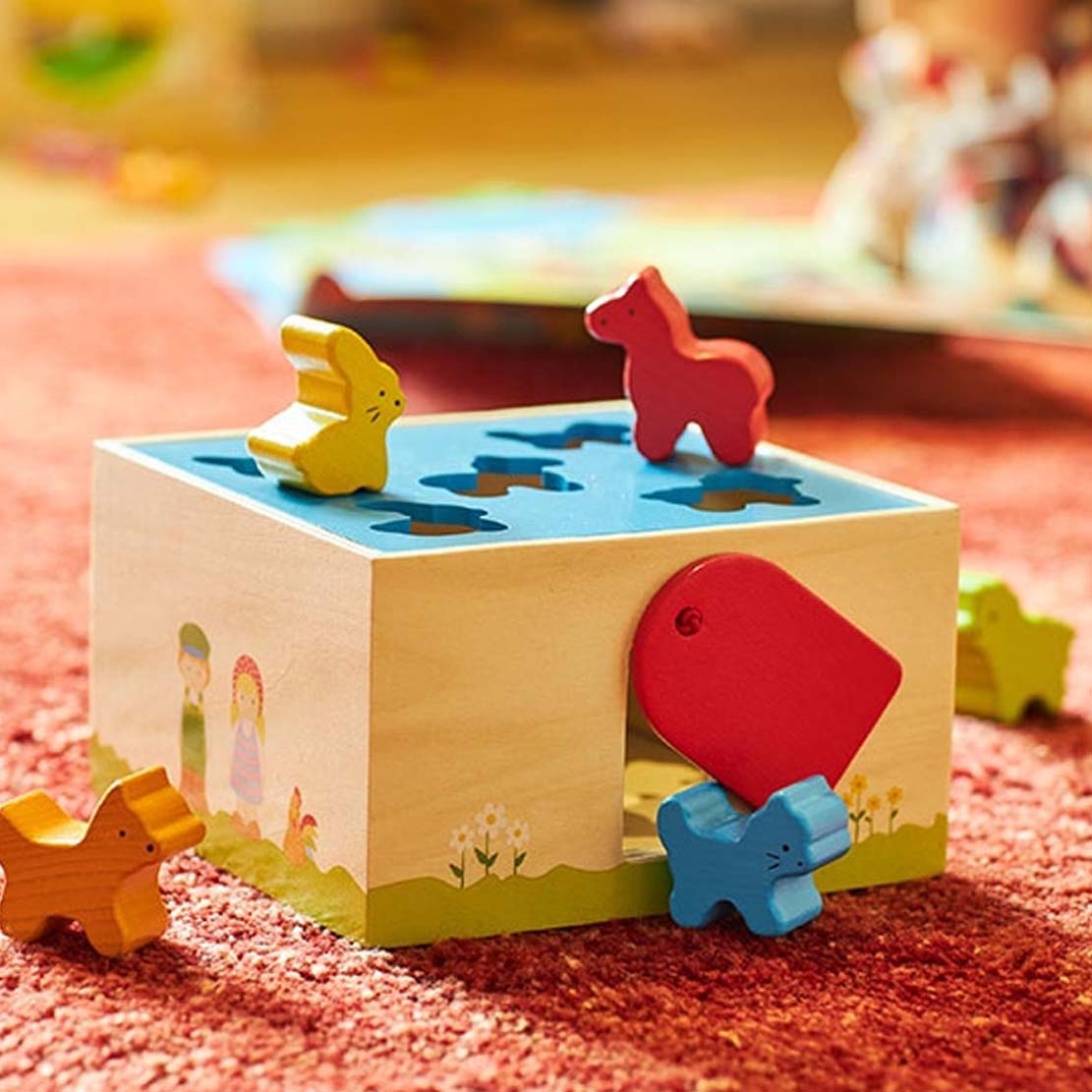 Sortierbox Bauernhoftiere aus Buchenholz – Set mit sechs Tieren