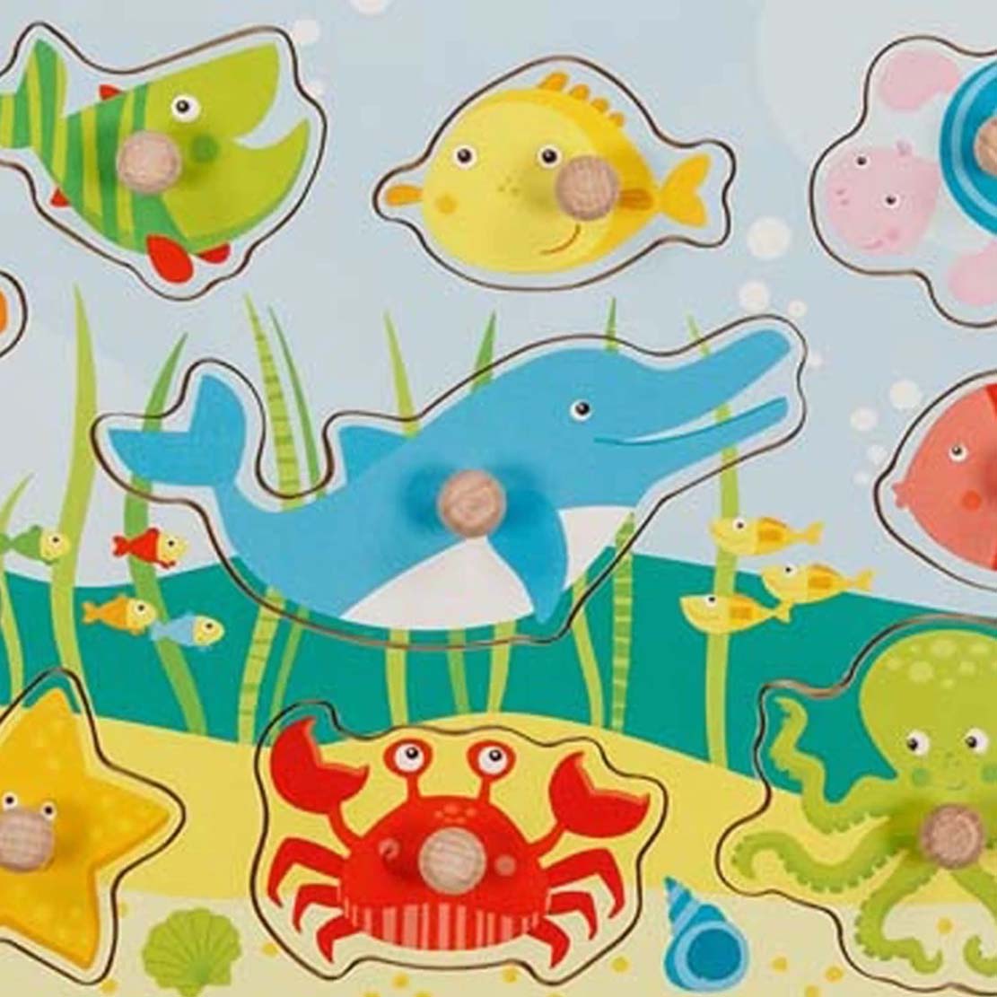 Detailansicht der Holzsteckteile des Steckpuzzle Unterwasserwelt II