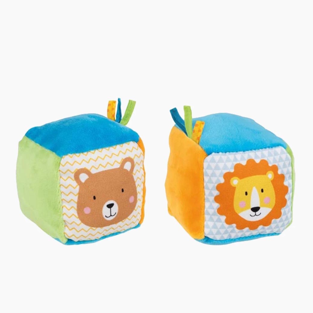 Würfel mit Knisterfolie und Glocke – Babyspielzeug von goki in Nahansicht