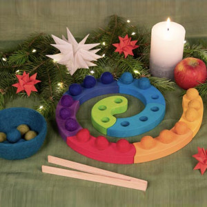 Farbsortierspiel und Adventsspirale
