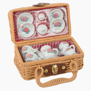 Porzellan-Kaffeeservice im Koffer