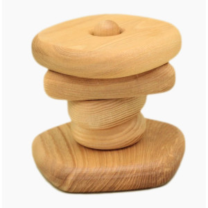 Stapelturm aus Eschenholz geometrische 9,5 cm