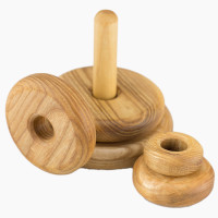 Stapelturm aus Eschenholz Ringe 9,5 cm