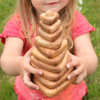 Stapelturm aus Eschenholz - Pyramide 18,5 cm