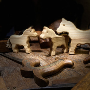 Holz Pferd der kleine Stromberger Pflaumenholz