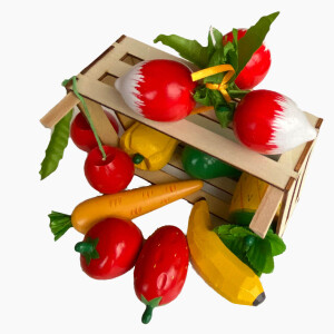 Obst und Gem&uuml;se in Kiste